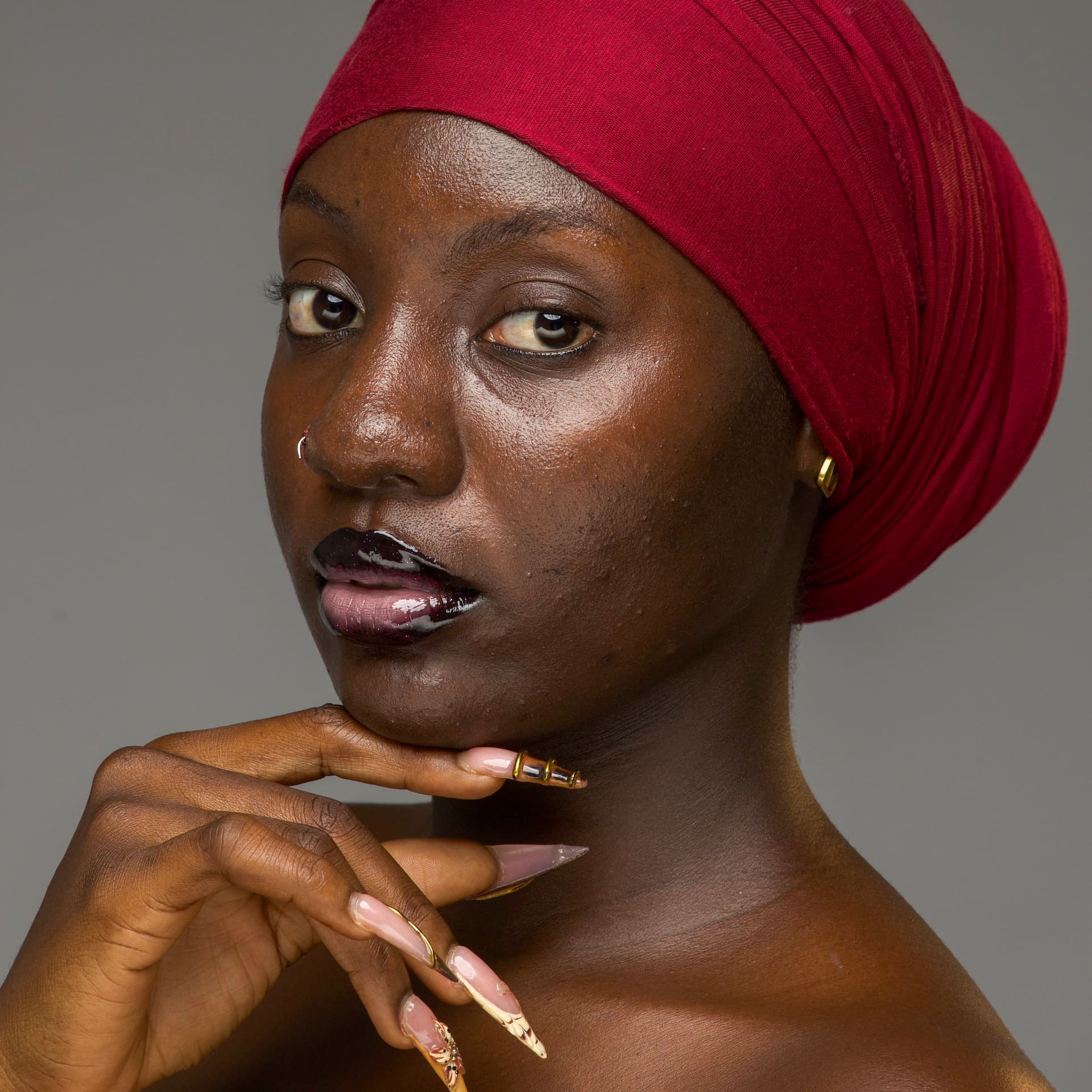 Portrait before AI auto retouching in Azap